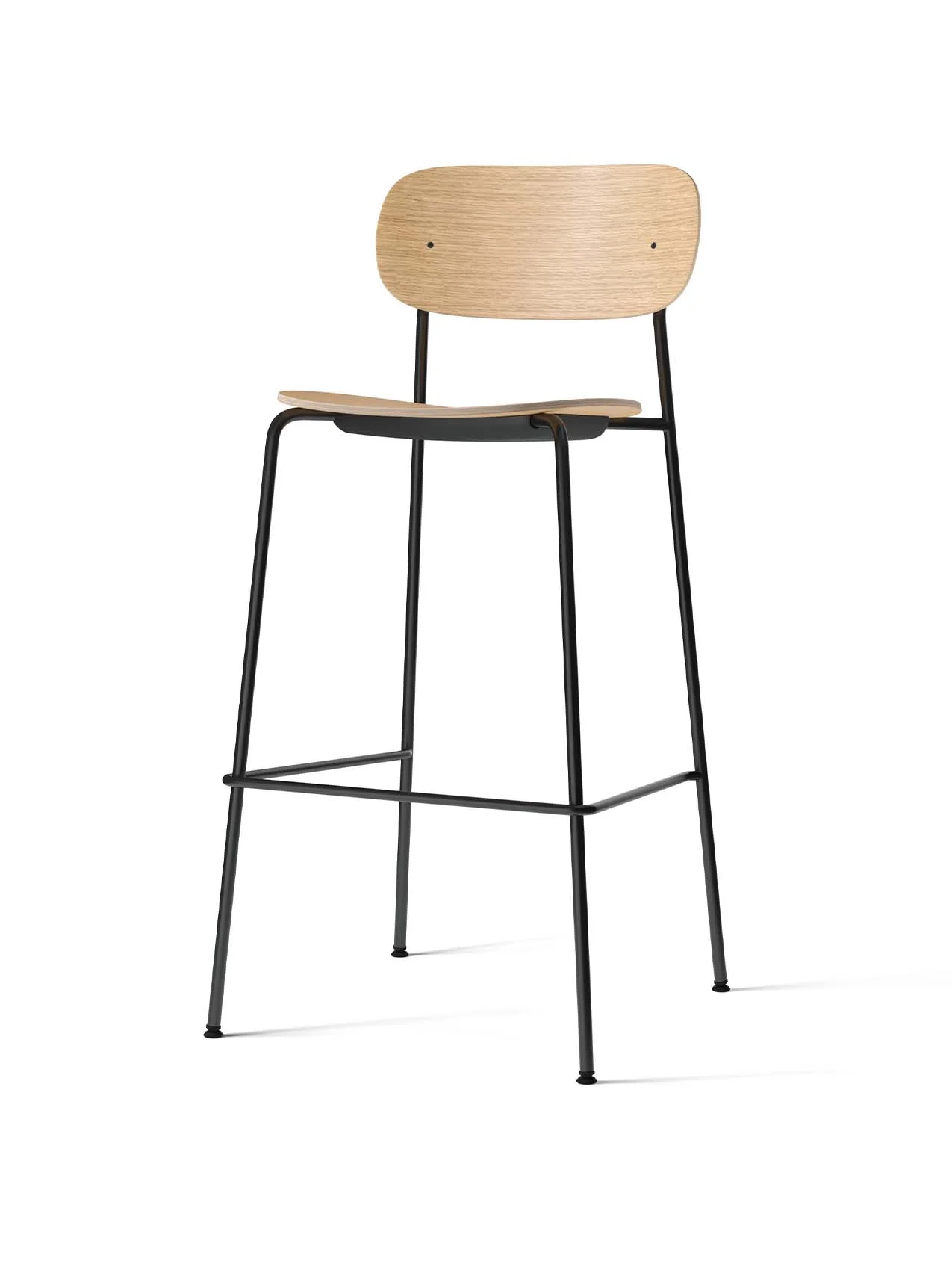 The Co Bar Chair, Veneer in natural oak, shown at an angle, with a curved seat and backrest on a slender black steel frame.