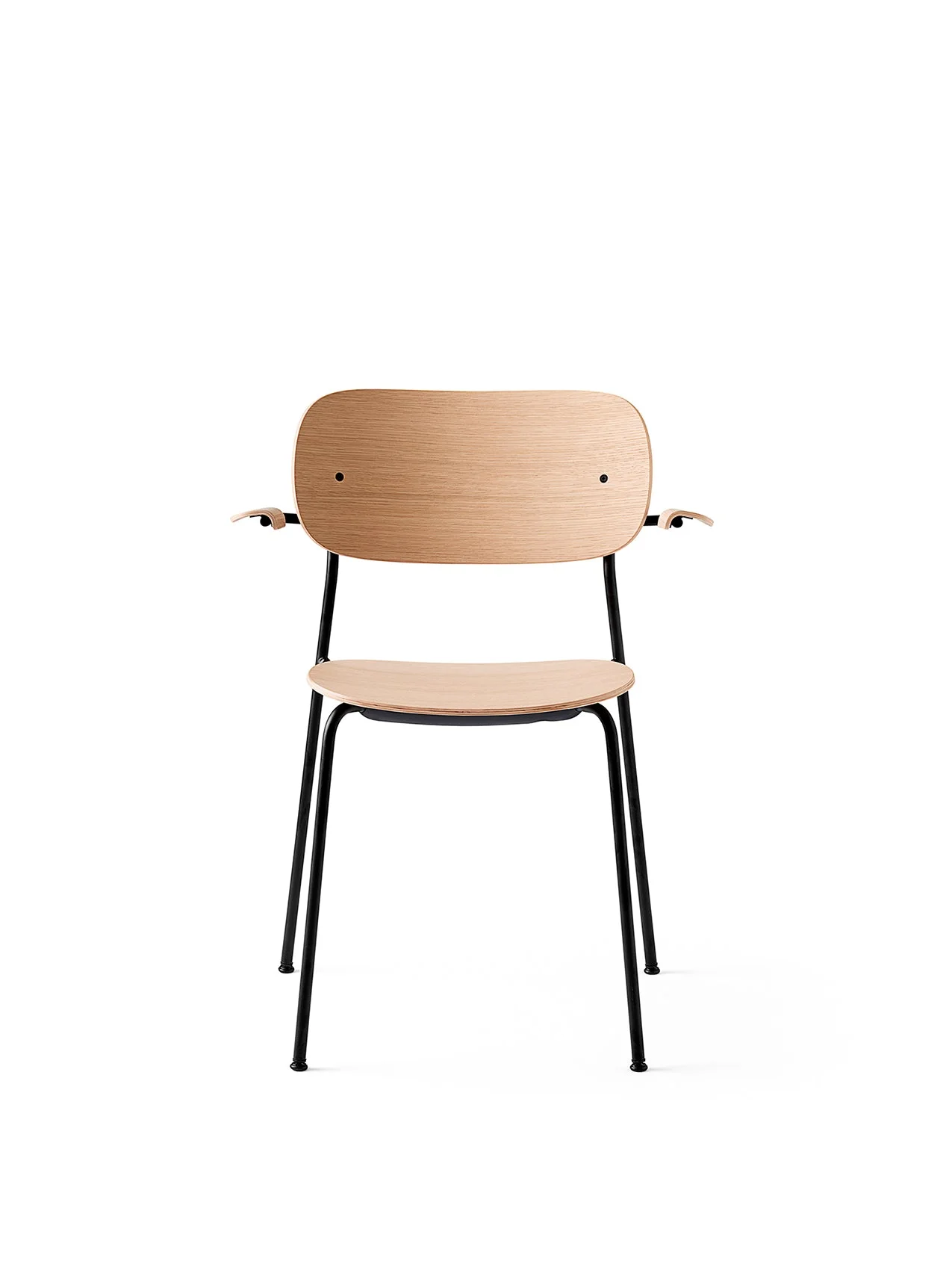Front view of the Co Dining Chair with armrests, featuring a natural oak veneer seat and backrest on a black steel frame.