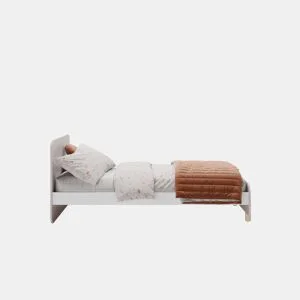 Cama LANI 90cm em creme e madeira natural da Conforama, fotografia 1