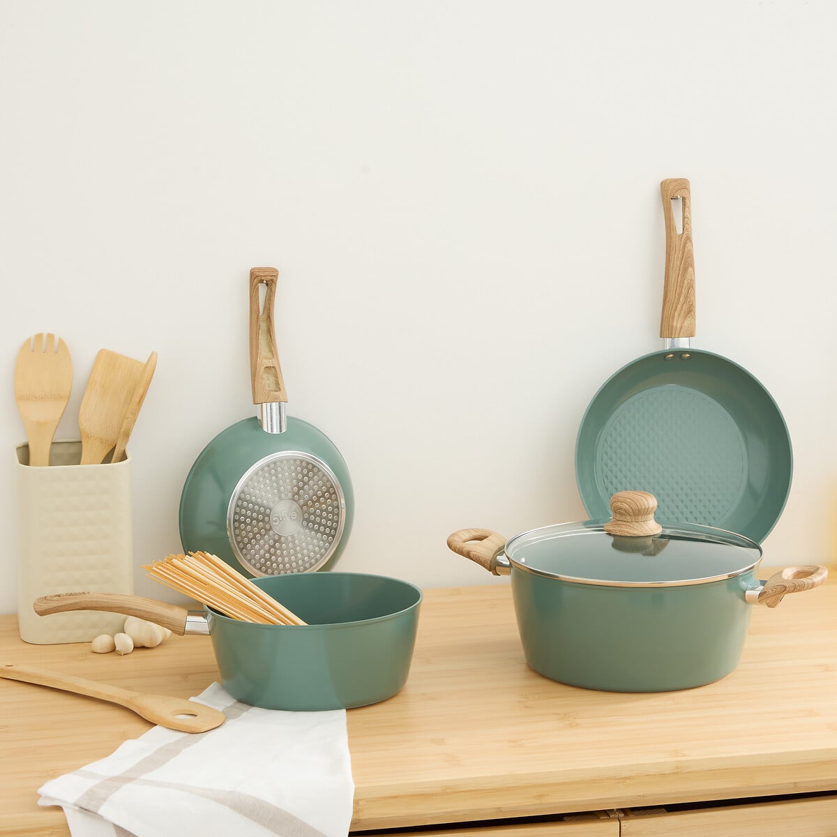Trem de cozinha 4 peças verde em alumínio da hôma, fotografia 1