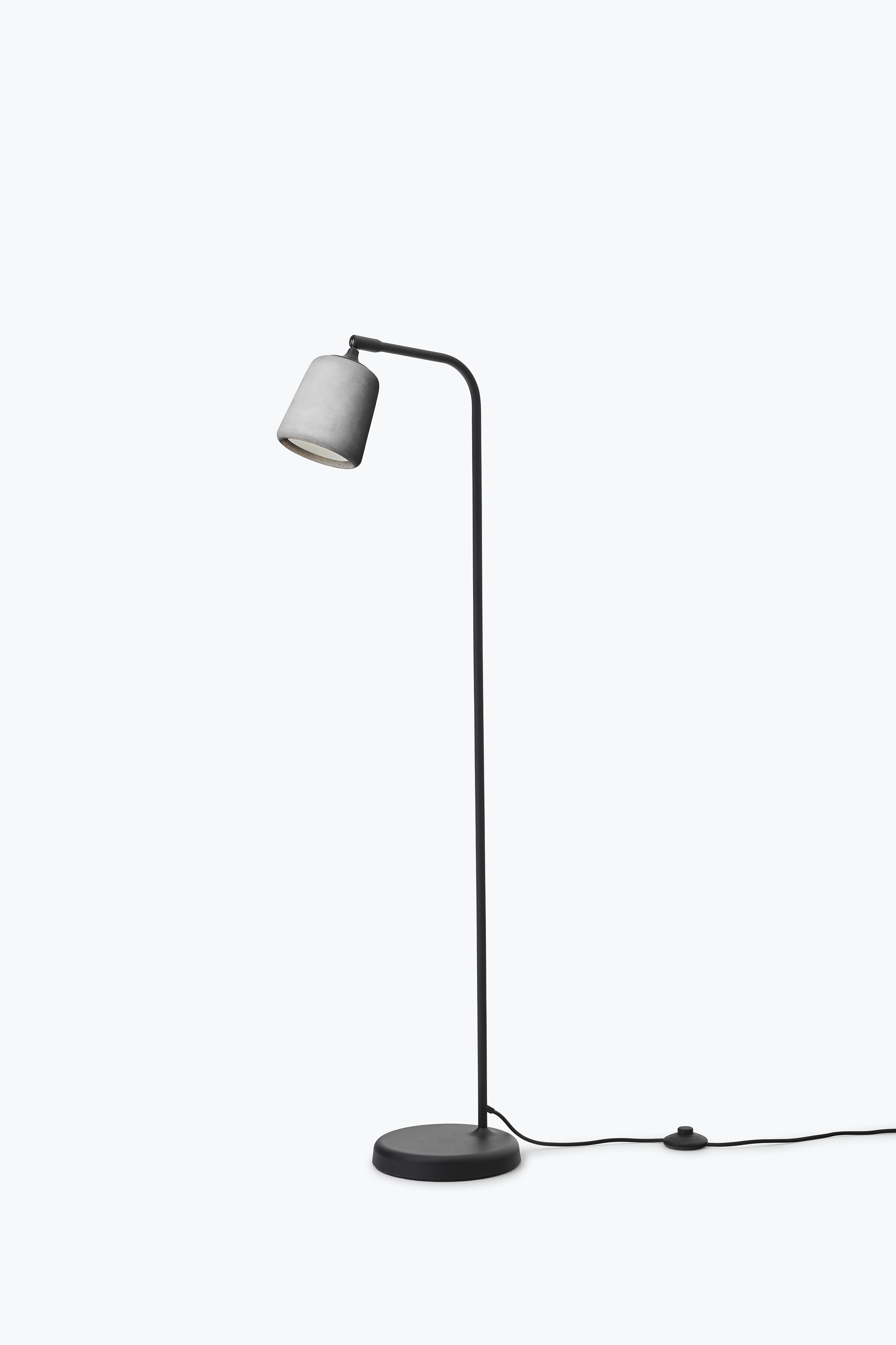 Material Floor Lamp da New Works, fotografia 1